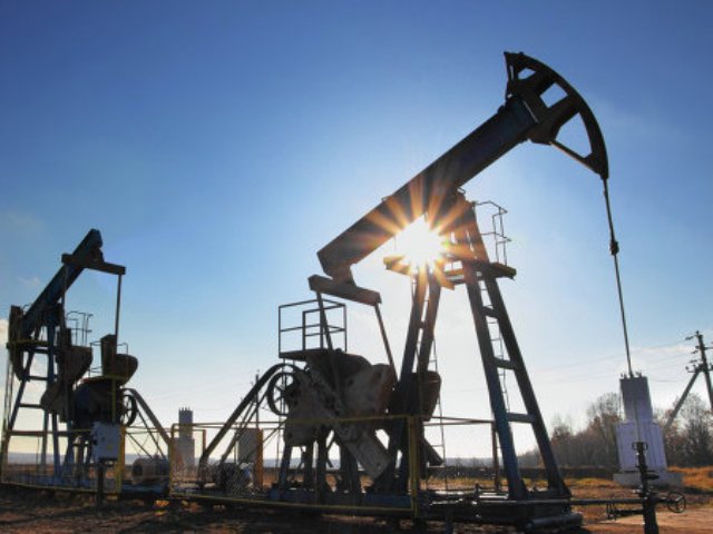 Российская Федерация догоняет Саудовскую Аравию по объему поставок нефти в КНР