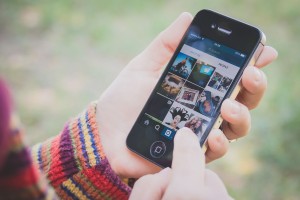 instagram-app-smartphone-ios-android